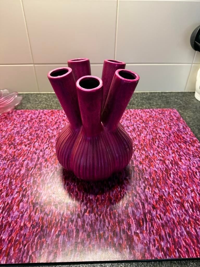 DK design agilio straight tulpen vaas roze, Steen, Overige kleuren, Ophalen of Verzenden, Zo goed als nieuw