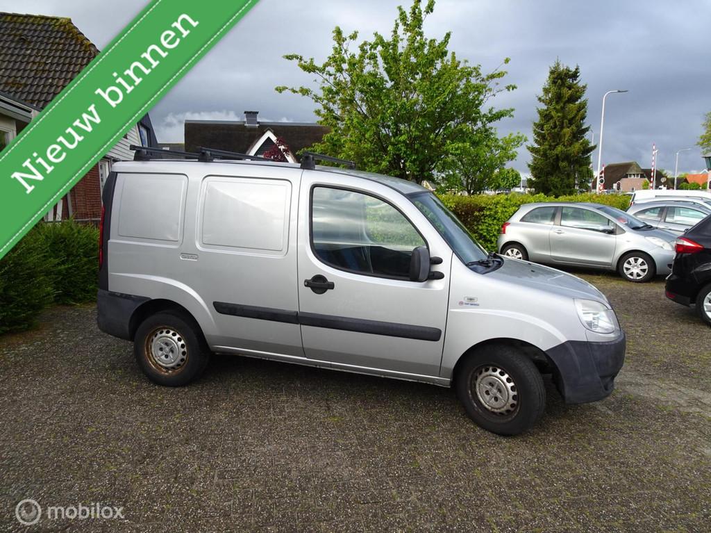 Fiat Doblo Cargo 1.3 MultiJet Basis, Auto's, Voorwielaandrijving, Stof, Gebruikt, 4 cilinders
