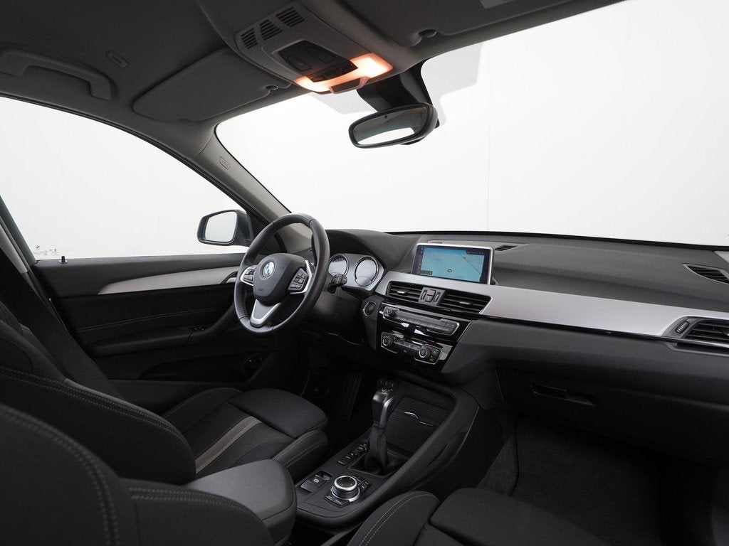 BMW X1 xDrive25e Sport Line | Camera | Navigatie | Elektr ac, Auto's, BMW, 12 maanden, Gebruikt, 93 %, Leder en Stof