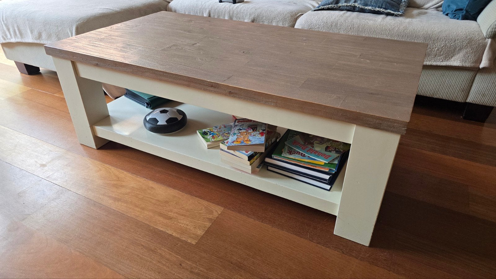 Massief houten salontafel 130x70x45 cm - Gebruikt, Ophalen, Gebruikt, 100 tot 150 cm, 50 tot 100 cm