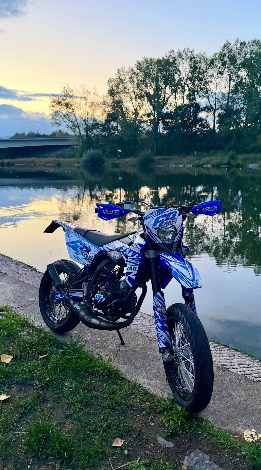 Sherco sm-rs, Fietsen en Brommers, Ophalen, 6 versnellingen, Gebruikt, Maximaal 45 km/u