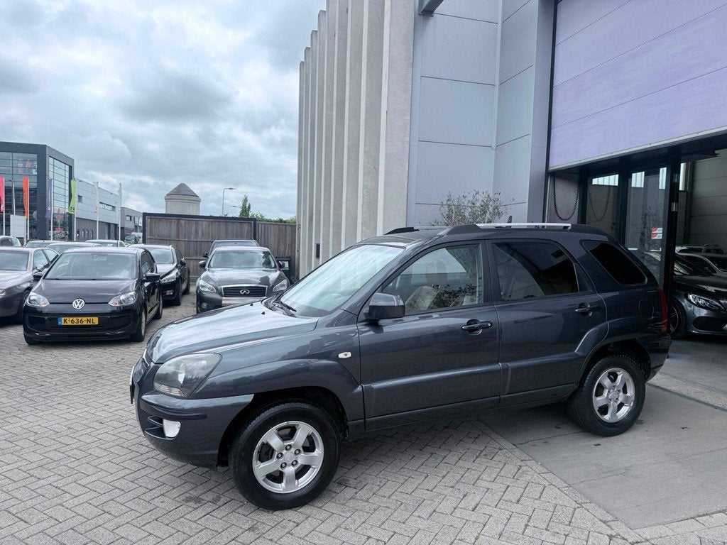 Kia Sportage 2.0 CVVT X-ception AIRCO! LEER! NAVI! INRUIL MO, Auto's, Kia, 1442 kg, Gebruikt, 4 cilinders, Handgeschakeld