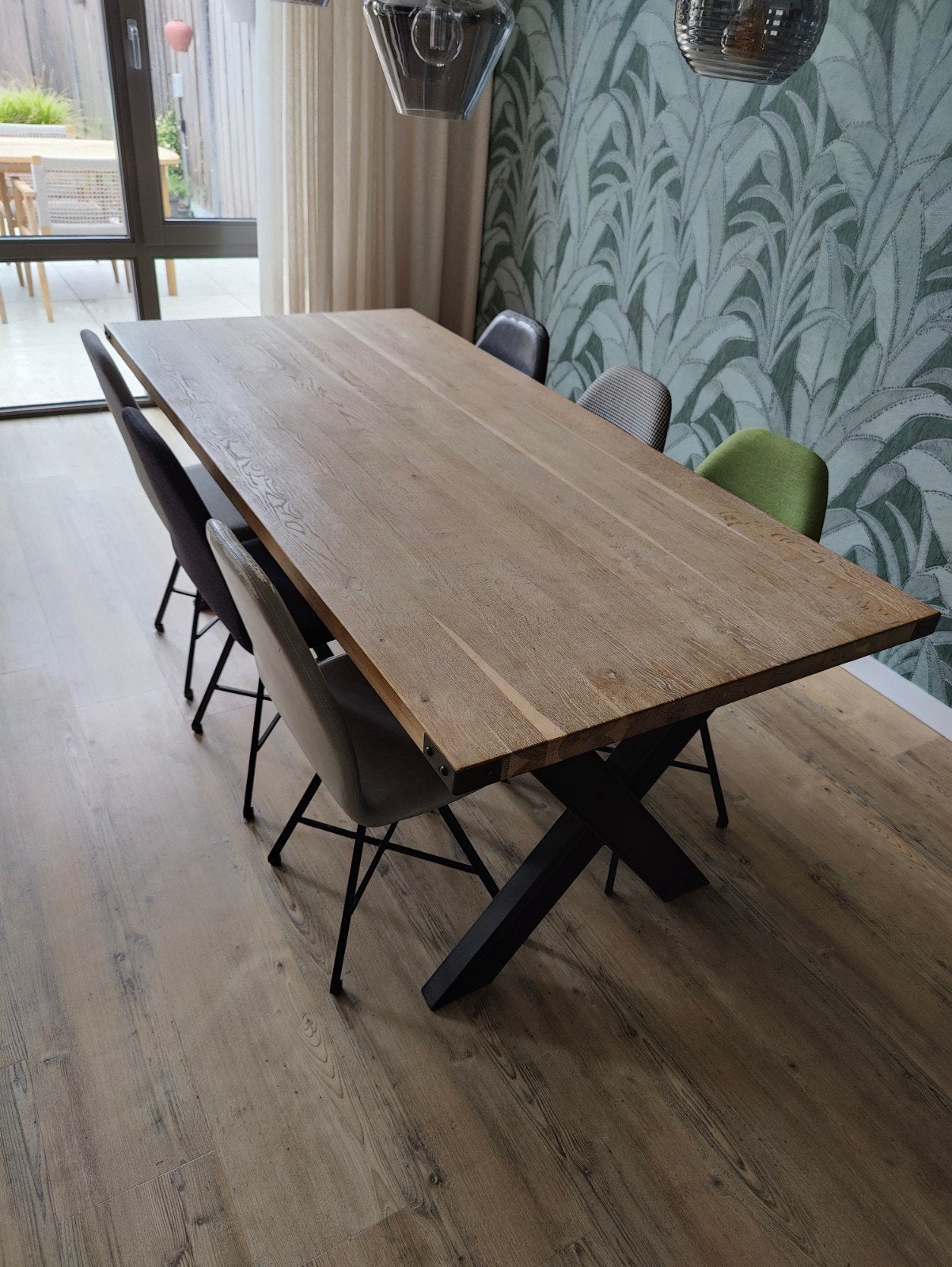 Eikenhouten eettafel met metalen onderstel 90x190 cm, Huis en Inrichting, Tafels | Eettafels, Ophalen, Tot twee personen, 50 tot 100 cm