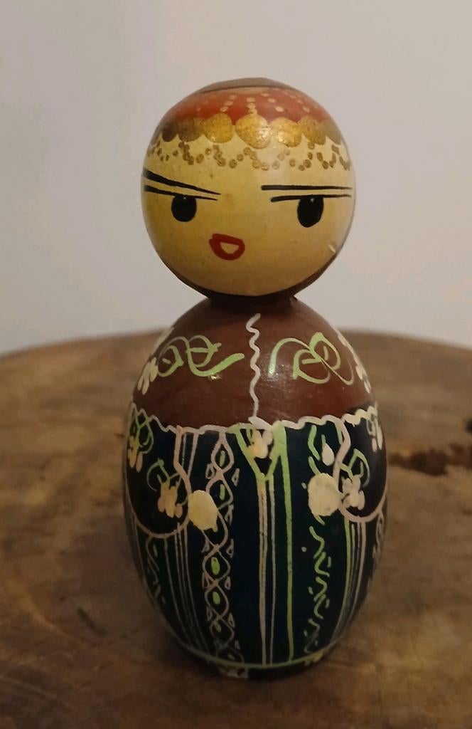 Vintage houten popje - handgeschilderd, Verzamelen, Poppetjes en Figuurtjes, Ophalen of Verzenden, Zo goed als nieuw
