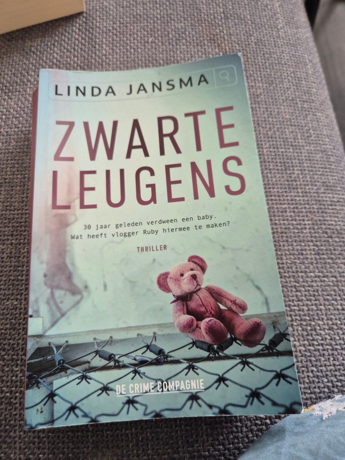 Linda Jansma - Zwarte leugens, Ophalen, Gelezen, Linda Jansma