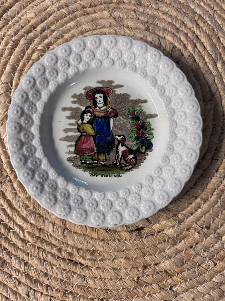 Vintage bordje met kinderfiguren en hond, Ophalen of Verzenden