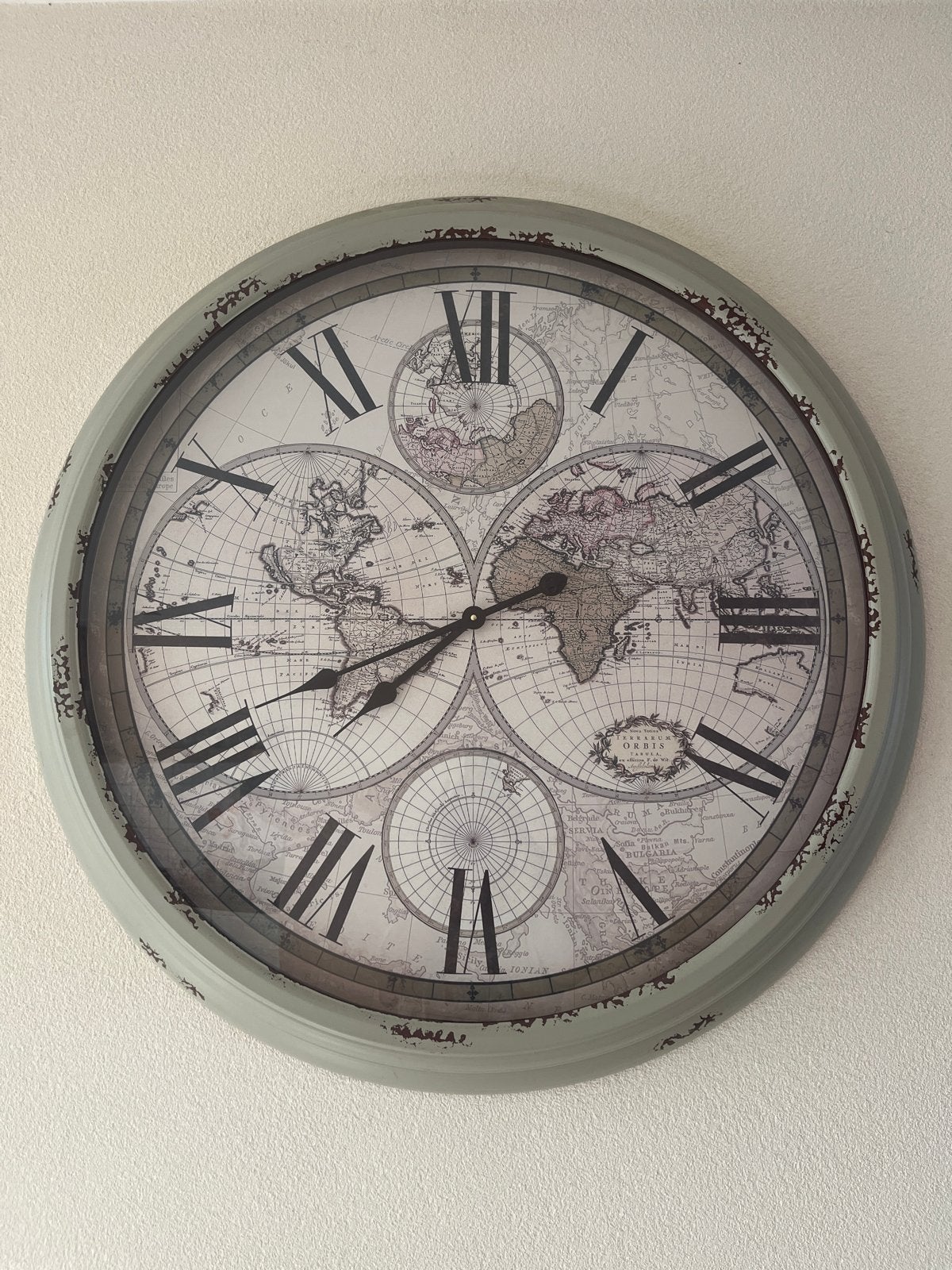 Grote wandklok met wereldkaart design, Ophalen, Zo goed als nieuw, Wandklok
