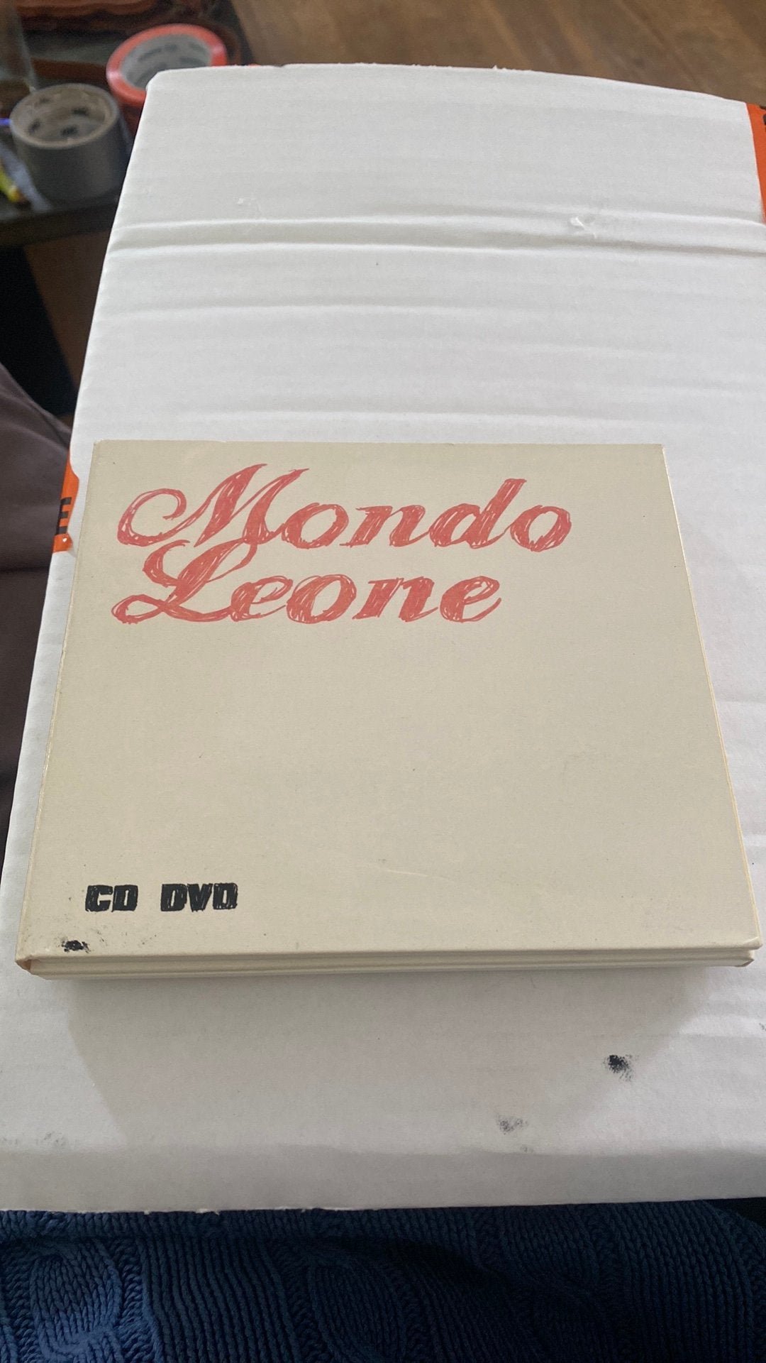 Cd dvd mondo leone, Ophalen of Verzenden, Zo goed als nieuw, Levenslied of Smartlap