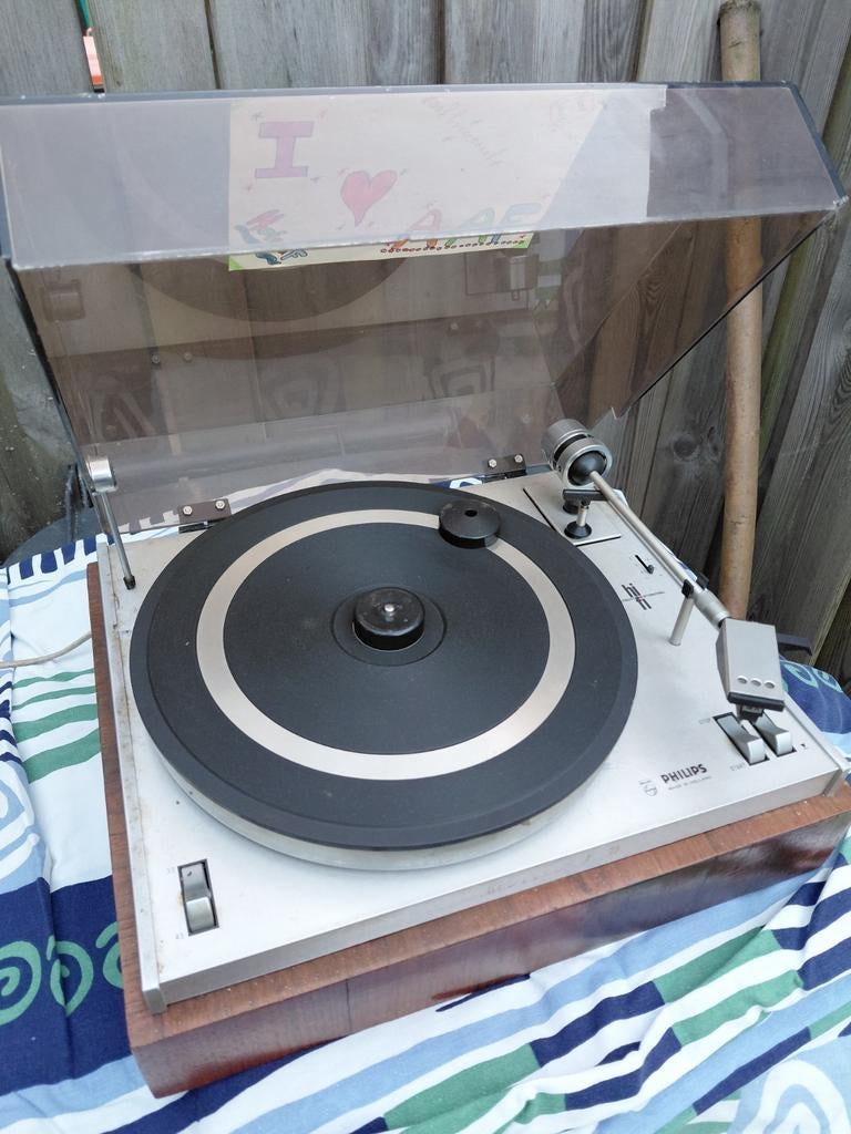 Oude platen speler, Audio, Tv en Foto, Platenspelers, Ophalen, Gebruikt, Philips