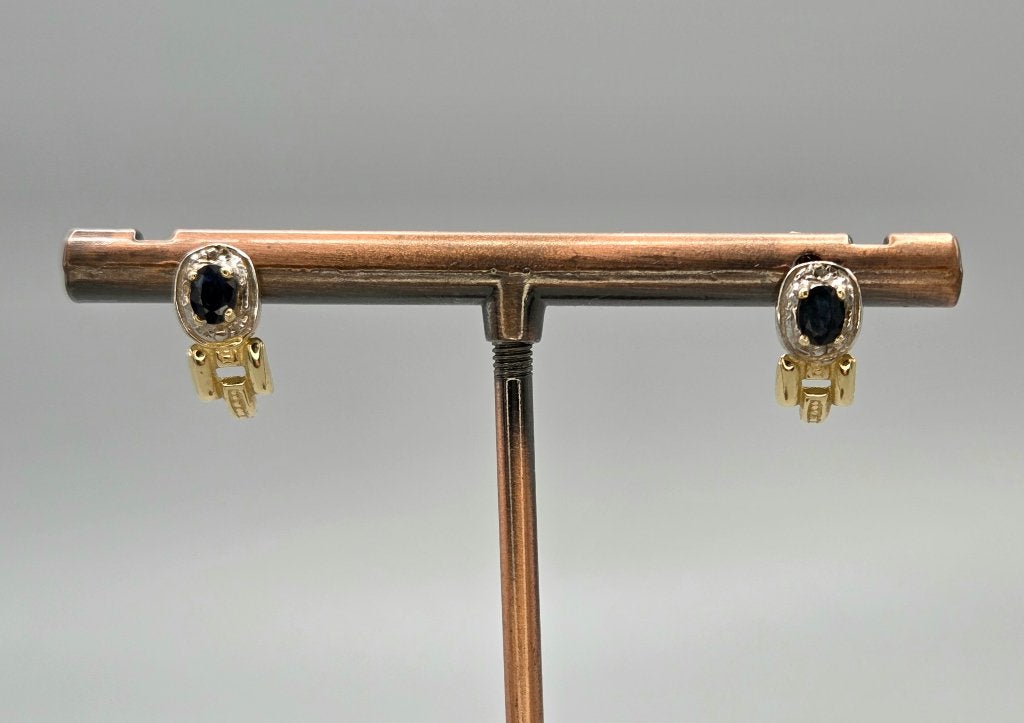 Vintage gouden bi-color oorbellen met saffier. 2026/663, Blauw, ., Nieuw, Ophalen of Verzenden