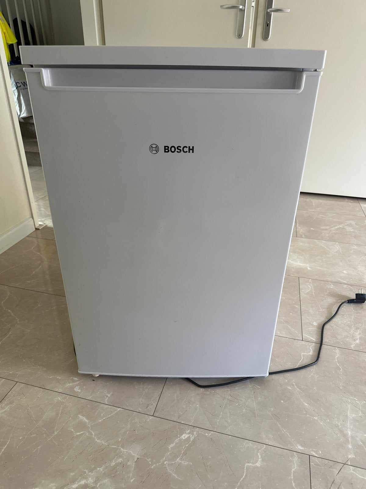 Bosch Koelkast - Compact en Energiezuinig, Ophalen, Minder dan 75 liter, Zonder vriesvak, Gebruikt
