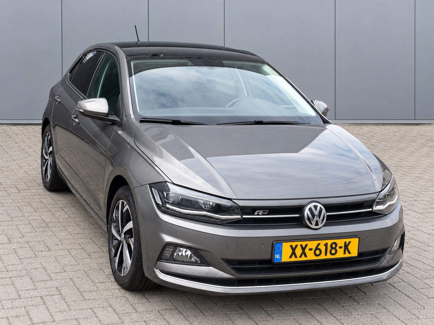 Volkswagen Polo R-Line | Pano | ACC | CarPlay | Camera | LED, Voorwielaandrijving, 40 €/maand, Origineel Nederlands, Particulier