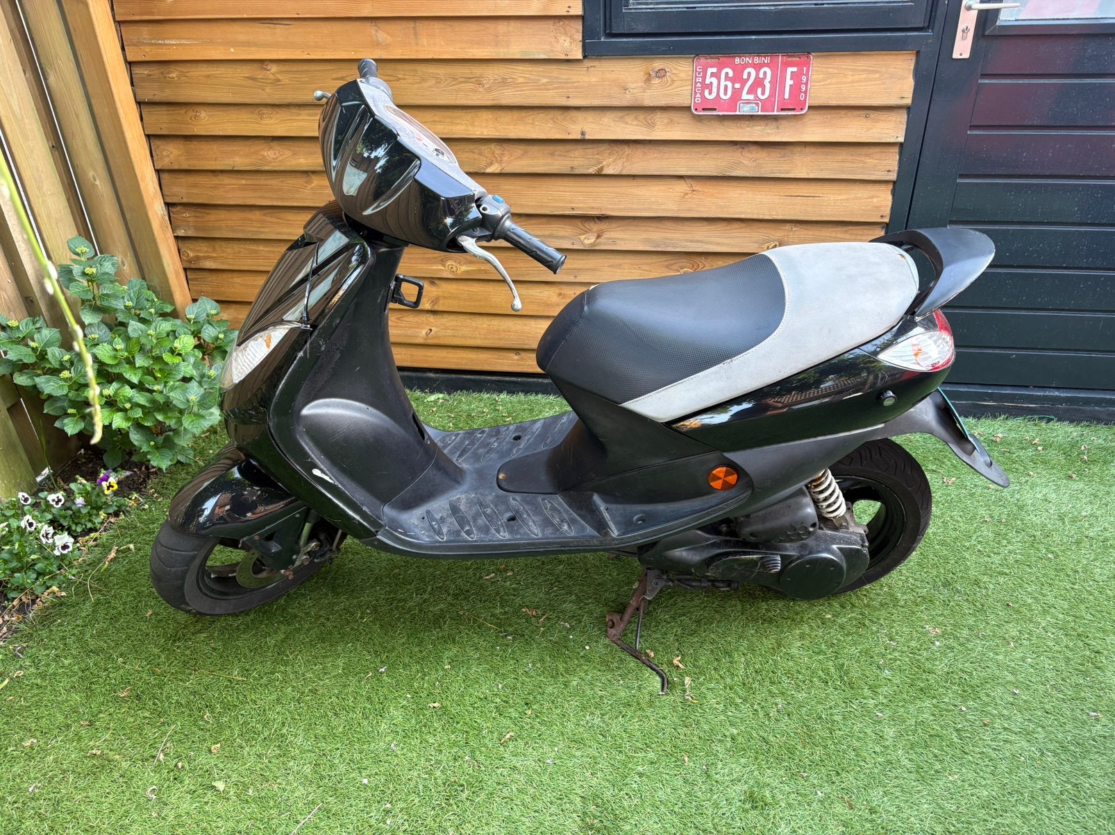 Peugeot vivacity met wok status, Ophalen, Zo goed als nieuw, Tweetakt, Vivacity
