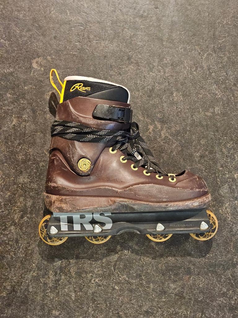 mt39-40 Mesmer Throne Levi Van Rijn Aggressive Inline Skate, Sport en Fitness, Gebruikt, Kinderen, Ophalen of Verzenden, Inline skates 4 wielen
