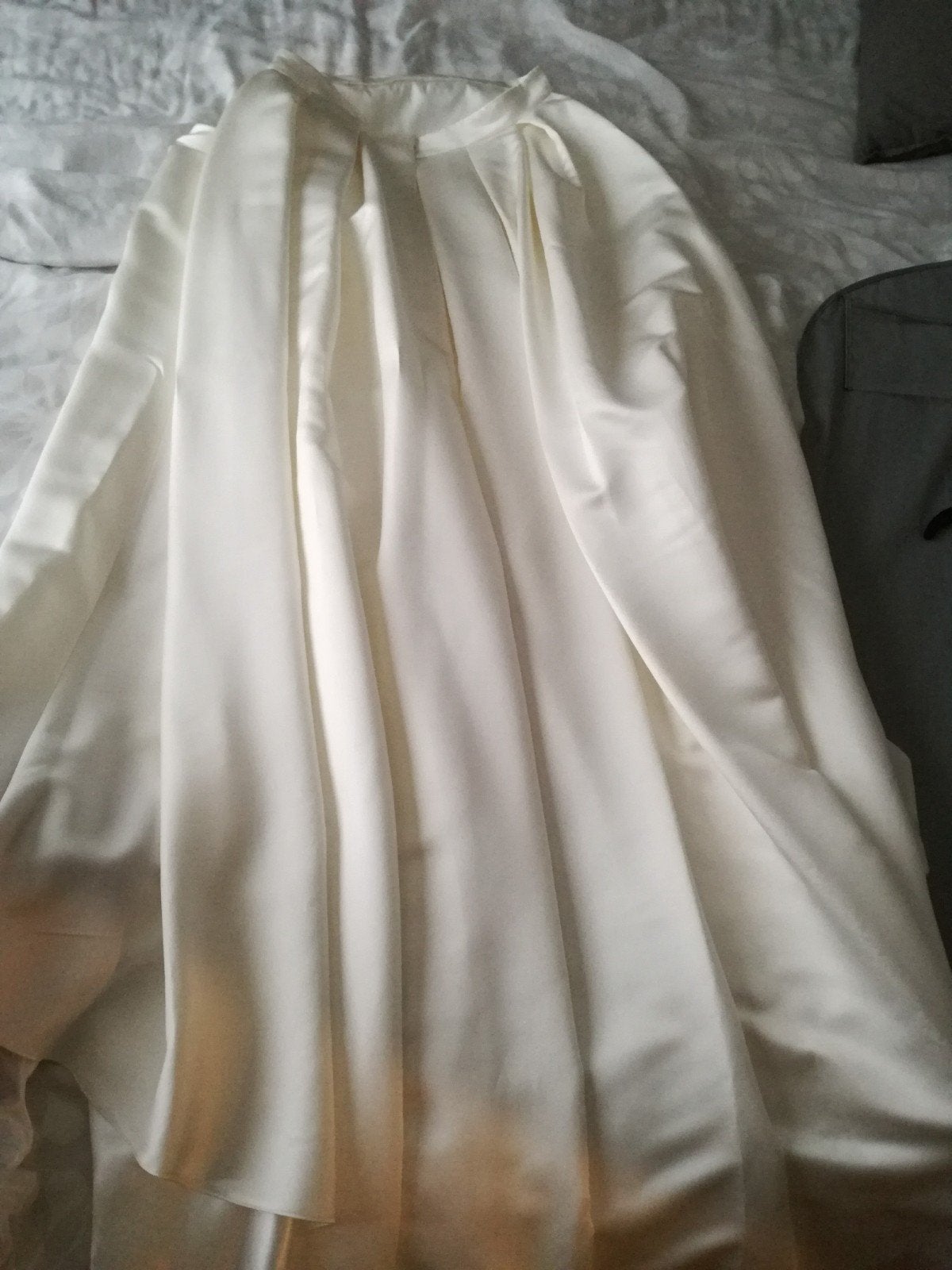 Elegante en tijdloze trouwjurk, Kleding | Dames, Trouwkleding en Trouwaccessoires, Ophalen of Verzenden, Zo goed als nieuw, Wit