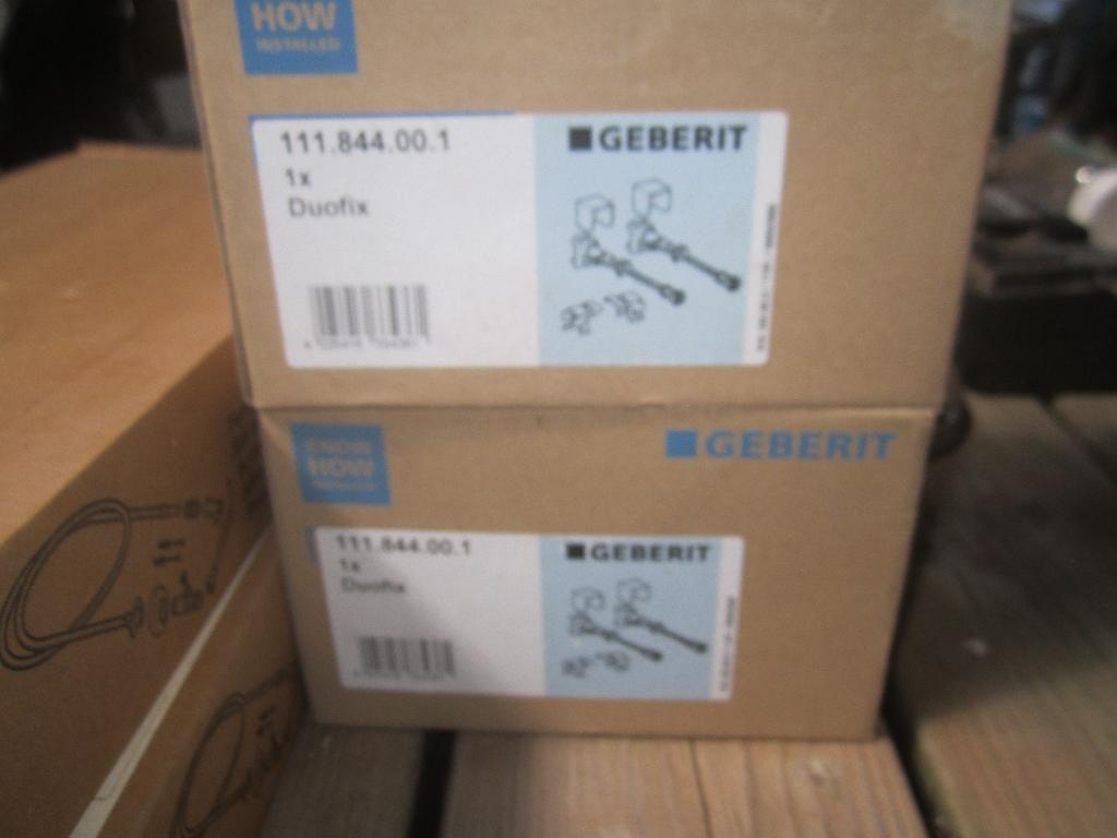 geberit hulpsets opruiming, Doe-het-zelf en Verbouw, Sanitair, Nieuw, Toilet, Chroom, Ophalen of Verzenden