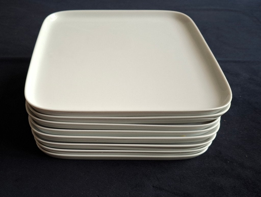 8 stuks vierkanten porseleinen borden, Huis en Inrichting, Keuken | Servies, Ophalen of Verzenden, Zo goed als nieuw, Bord(en)