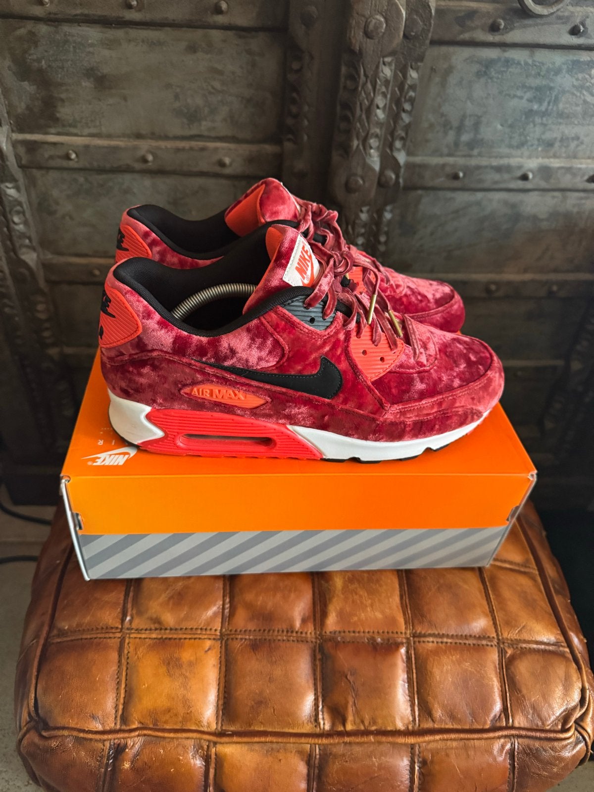 Exclusieve Nike Air Max 90 Anniversary "Red Velvet"  45, Ophalen of Verzenden, Gedragen, Overige kleuren, Sneakers of Gympen