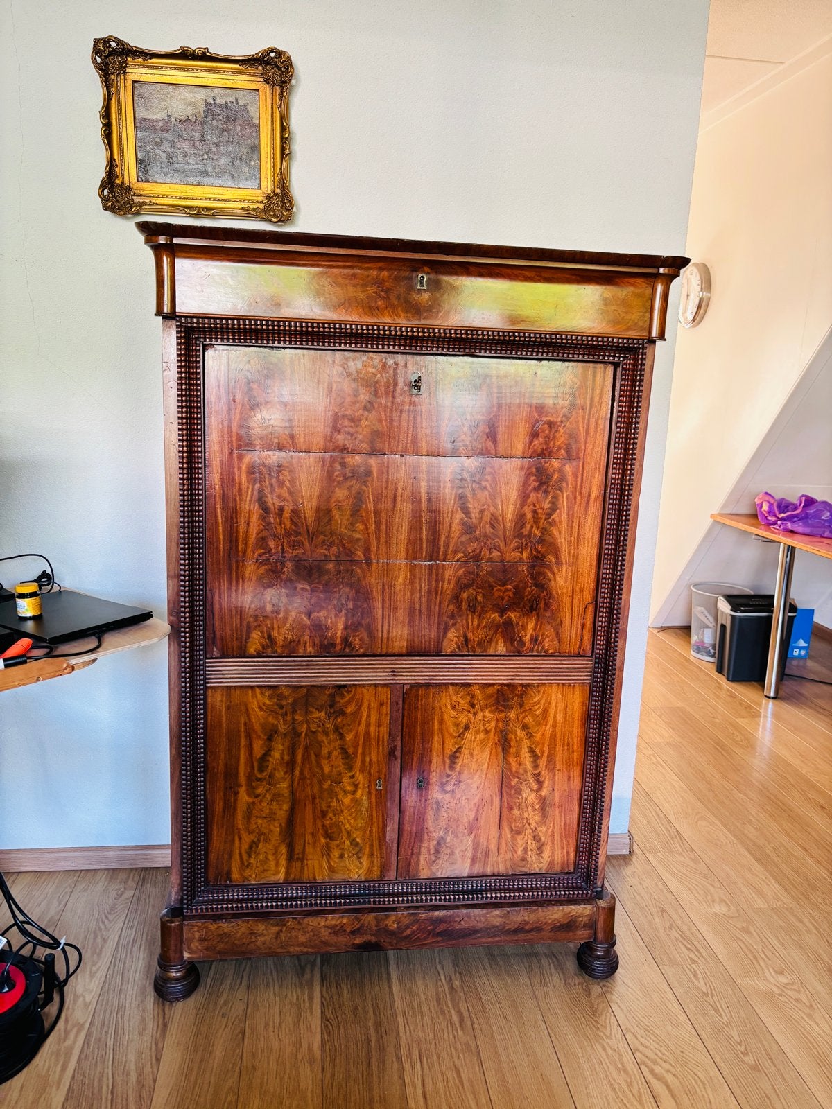 Antiek secretaire bureau met opklapbaar blad, Ophalen