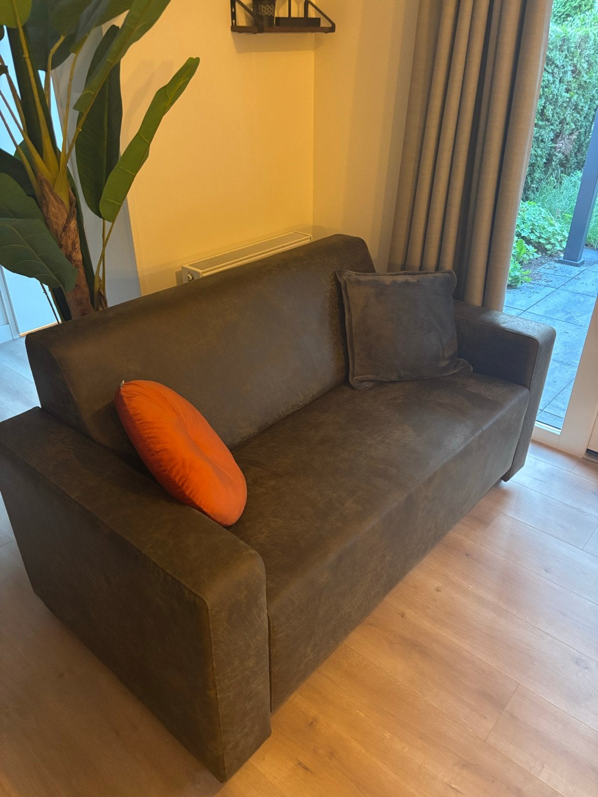 Kleine tweezitter bank - hufterproof gestoffeerd, Ophalen, 150 tot 200 cm, Tweepersoons, 75 tot 100 cm