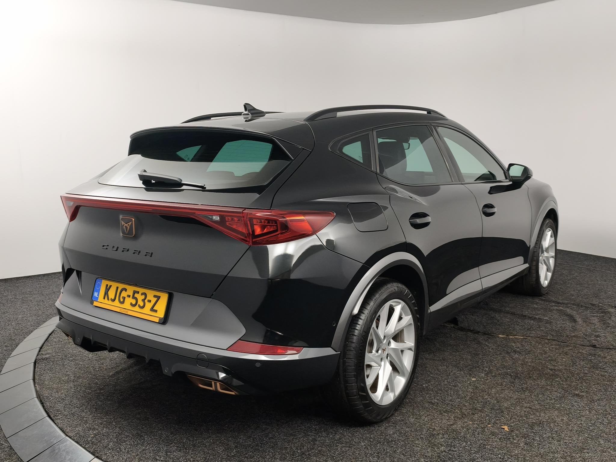 CUPRA Formentor 1.4 TSI e-Hybrid Essential | SOH 98,9% | Ach, Auto's, Stof, Gebruikt, 4 cilinders, Zwart