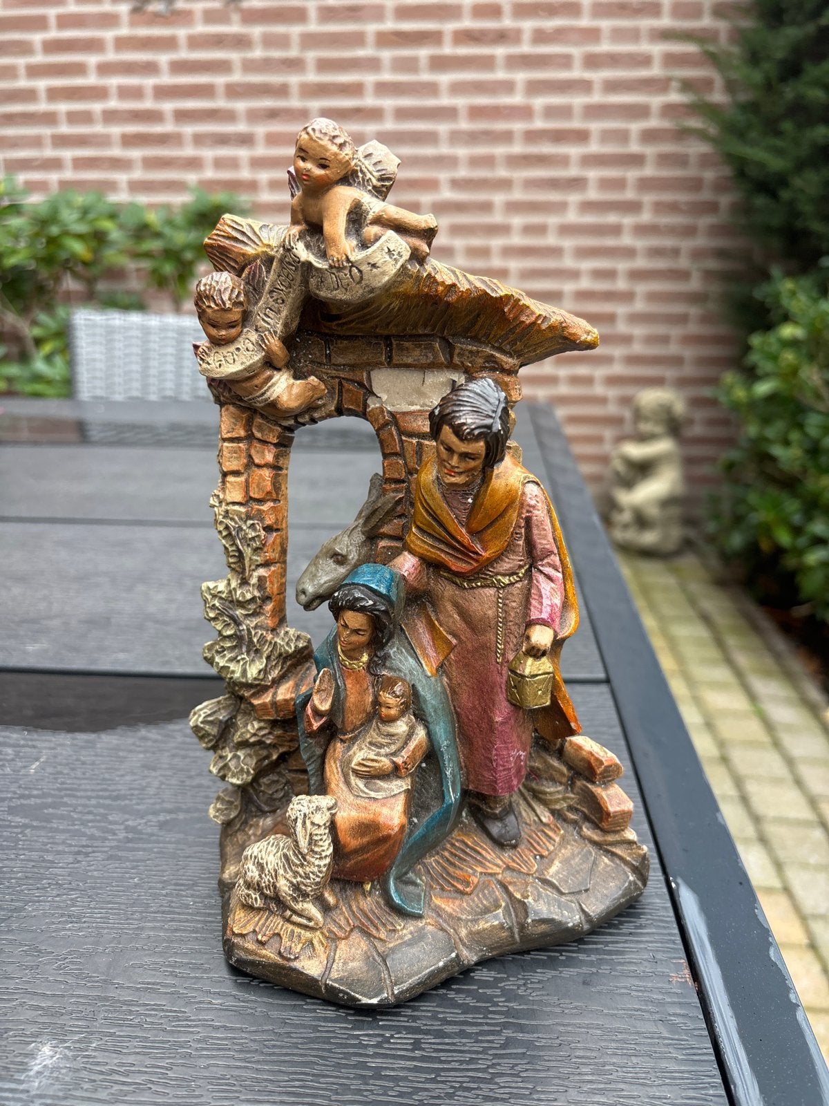 Kerststal beeldje - Jozef, Maria, Jezus met engelen, Antiek en Kunst, Ophalen of Verzenden