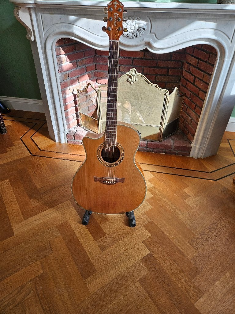 Crafter Western gitaar met massief ceder bovenblad lefty, Ophalen, Zo goed als nieuw, Western- of Steelstringgitaar, Met (piezo-)element
