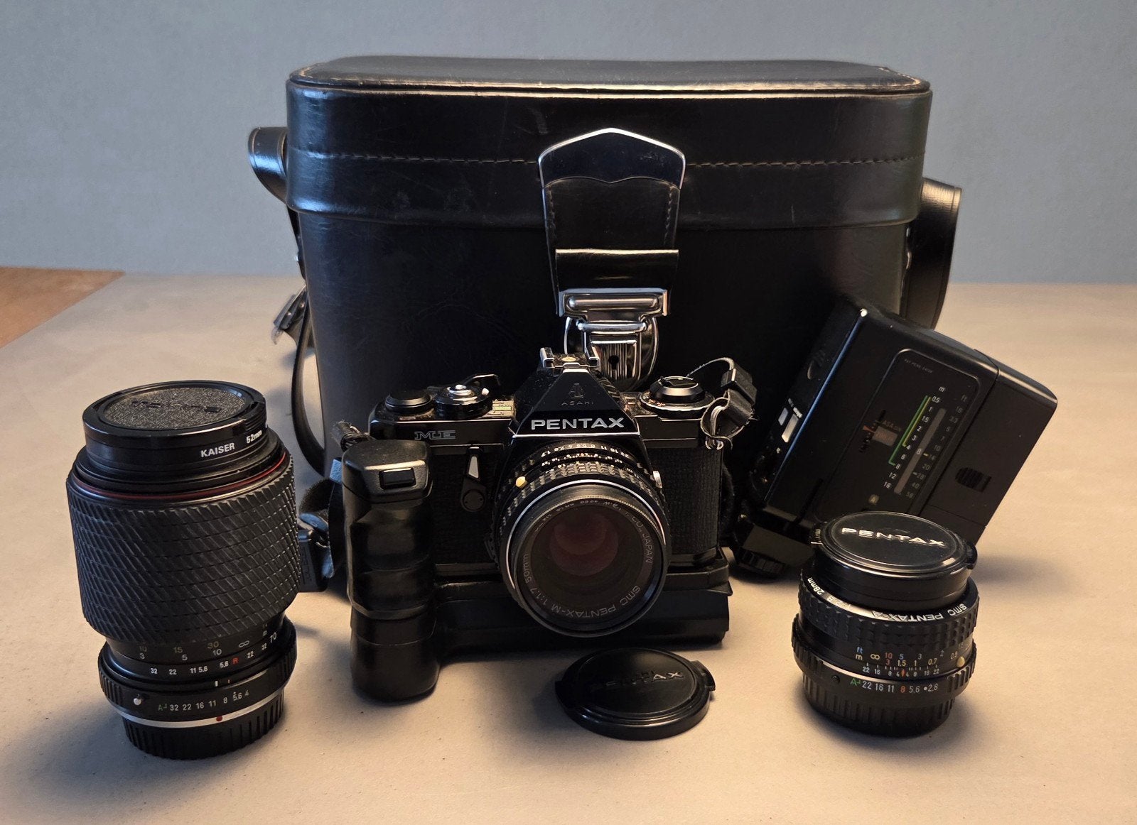 Asahi Pentax ME met Winder, 3 lenzen, flitser en tas, Ophalen, Gebruikt, Spiegelreflex, Pentax