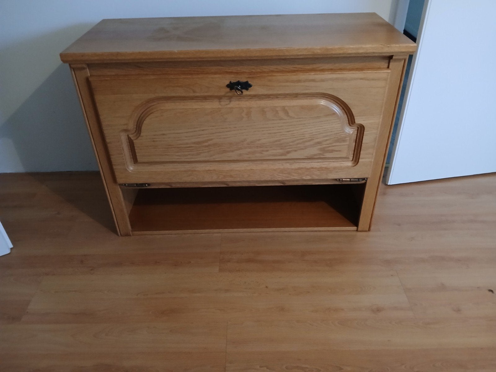 Licht eiken bijzetkastje / secretaire, Huis en Inrichting, Ophalen, Gebruikt, Klassiek