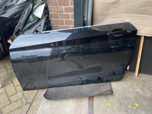 Portier Links BMW 1 serie (F21) (2015-10/2019-12), Gebruikt, Petuelring 130, München 80809, , Duitsland, BMW, Bayerische Motoren Werke AG