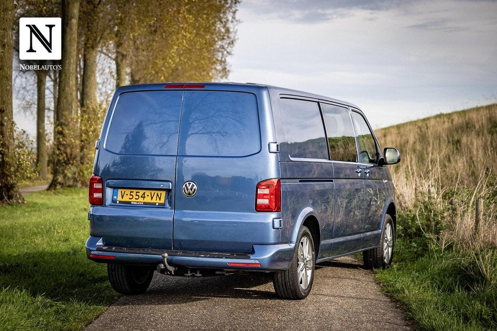 Volkswagen Transporter 2.0 TDI L2H1 DC Highline|Automaat|Nap, Auto's, Gebruikt, Euro 6, 4 cilinders, Met garantie (alle)