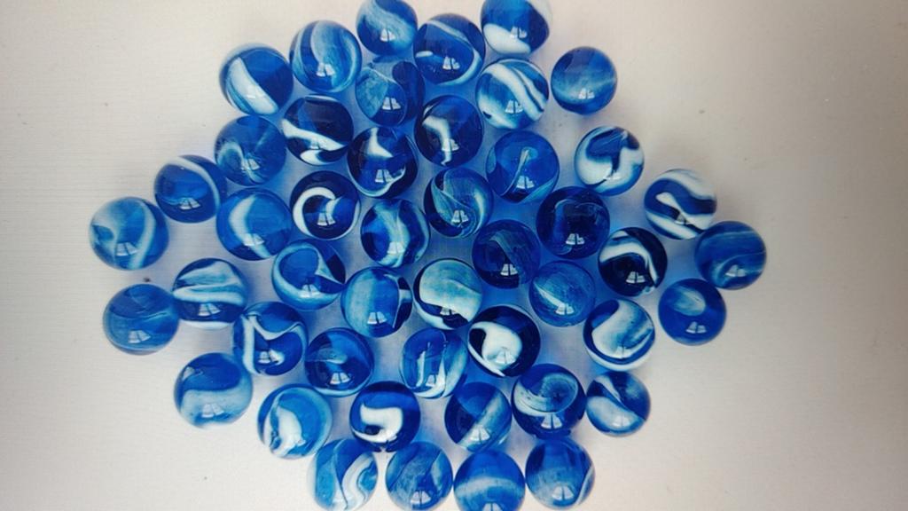 Mooie blauwe knikkers - set van 40 stuks, Ophalen of Verzenden, Gebruikt, Jongen of Meisje