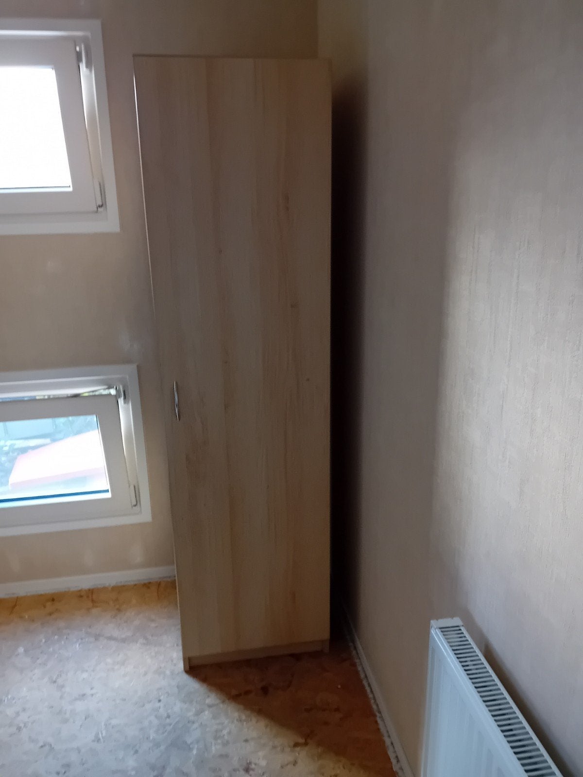 GRATIS KLEERKAST, Huis en Inrichting, Kasten | Kledingkasten, Ophalen, 25 tot 50 cm, 50 tot 100 cm, Minder dan 100 cm