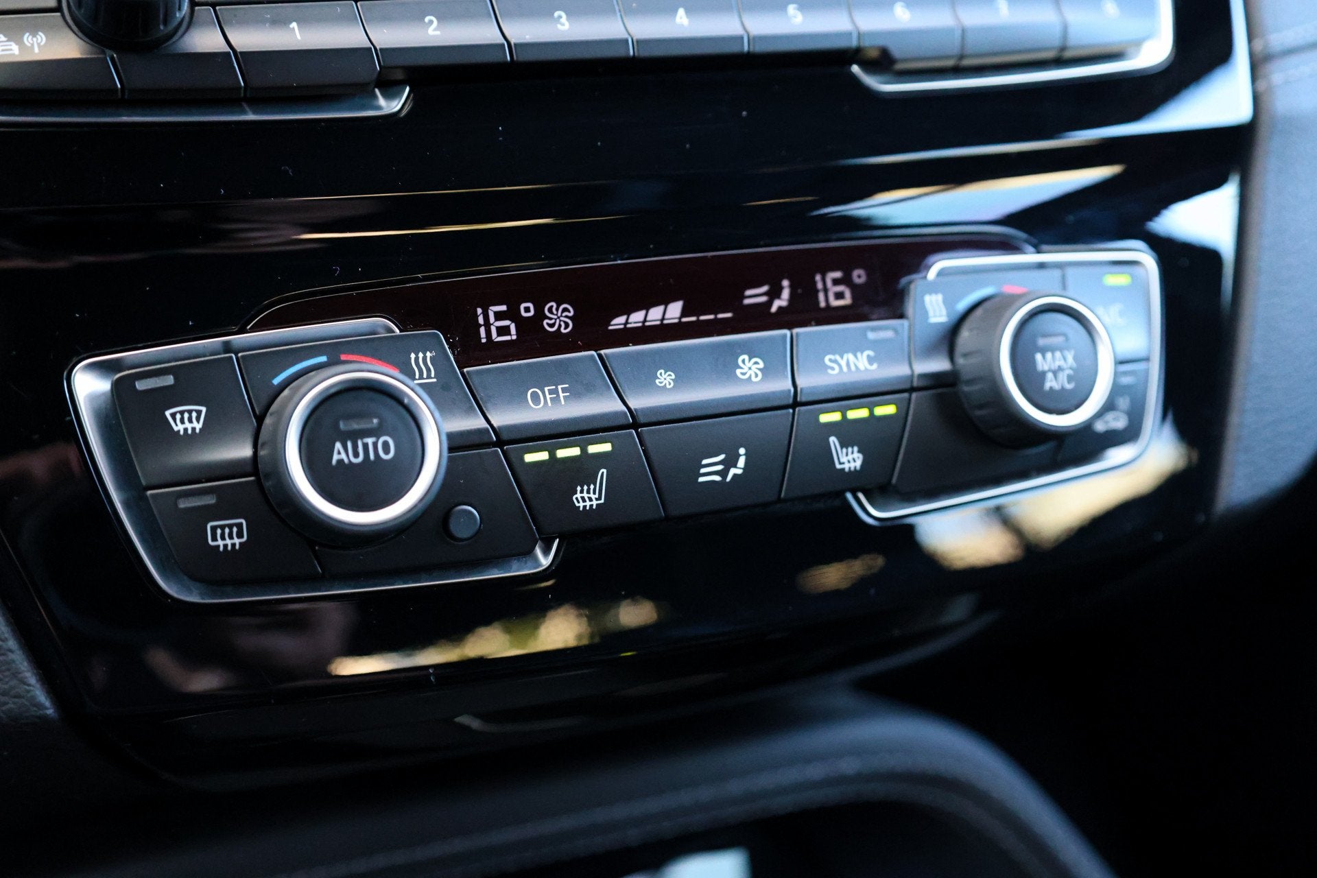 Foto 30 van BMW X1 xDrive25e eDrive Edition | M-SPORT | LEDER | LED | ST
