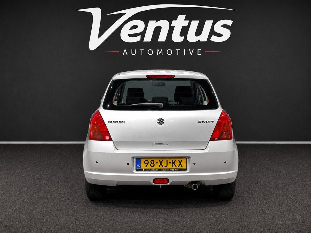 Suzuki Swift 1.5 Exclusive / 2Eigenaar / Dealer onderhouden/, Auto's, Suzuki, 40 €/maand, 4 cilinders, Swift, Bedrijf