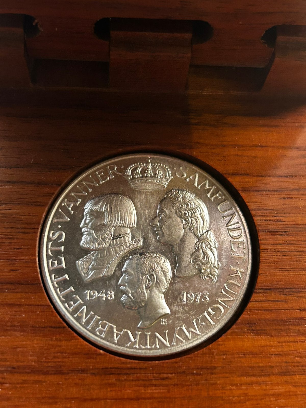 Zilveren Jubileummedaille Zweden 1973 – Nr. 398 Certificaat, Postzegels en Munten, Munten | Europa | Euromunten, Zilver, Overige landen