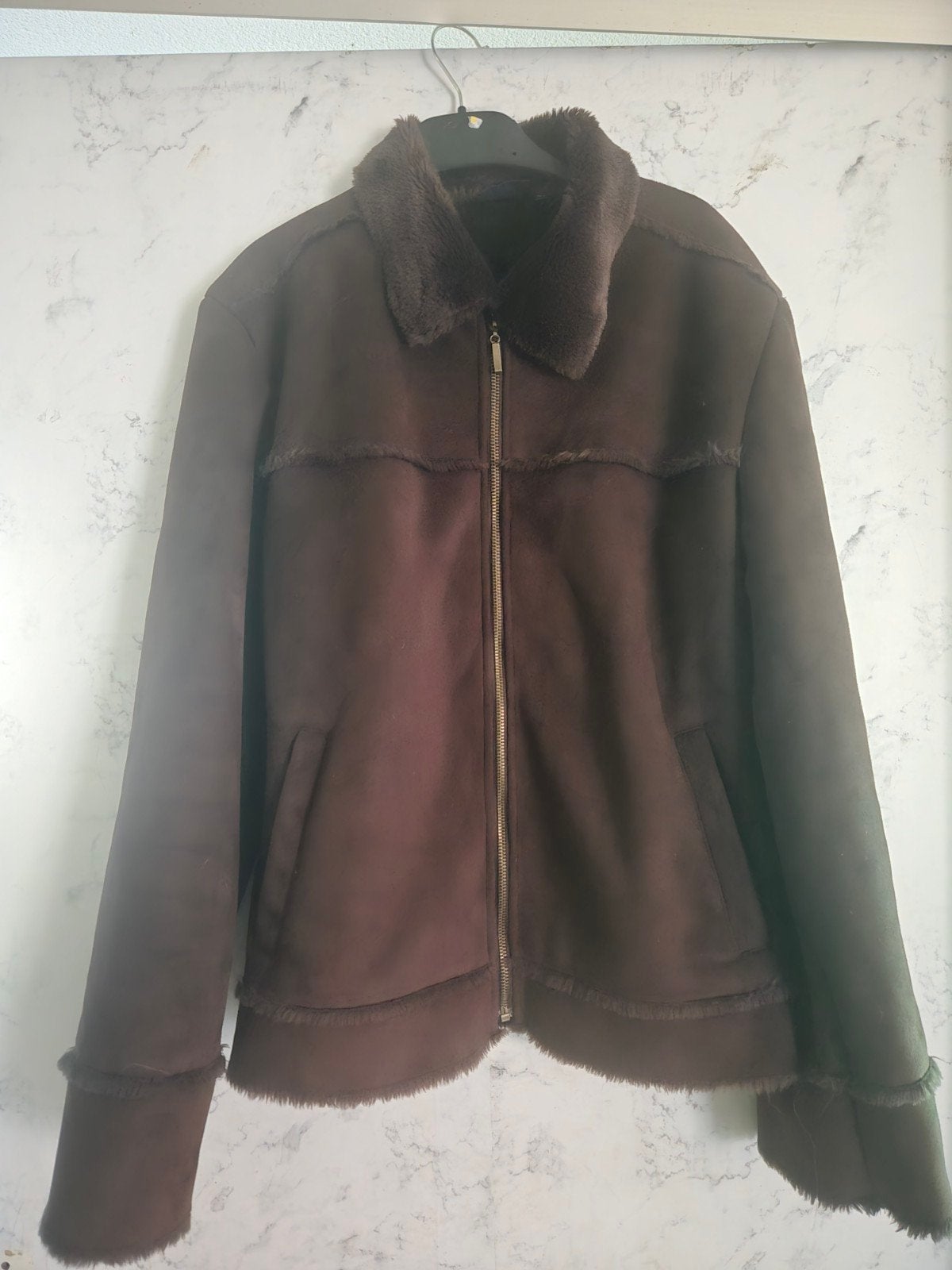 Bruine jas met bontkraag maat L, Ophalen of Verzenden, Zo goed als nieuw, Maat 42/44 (L), Bruin