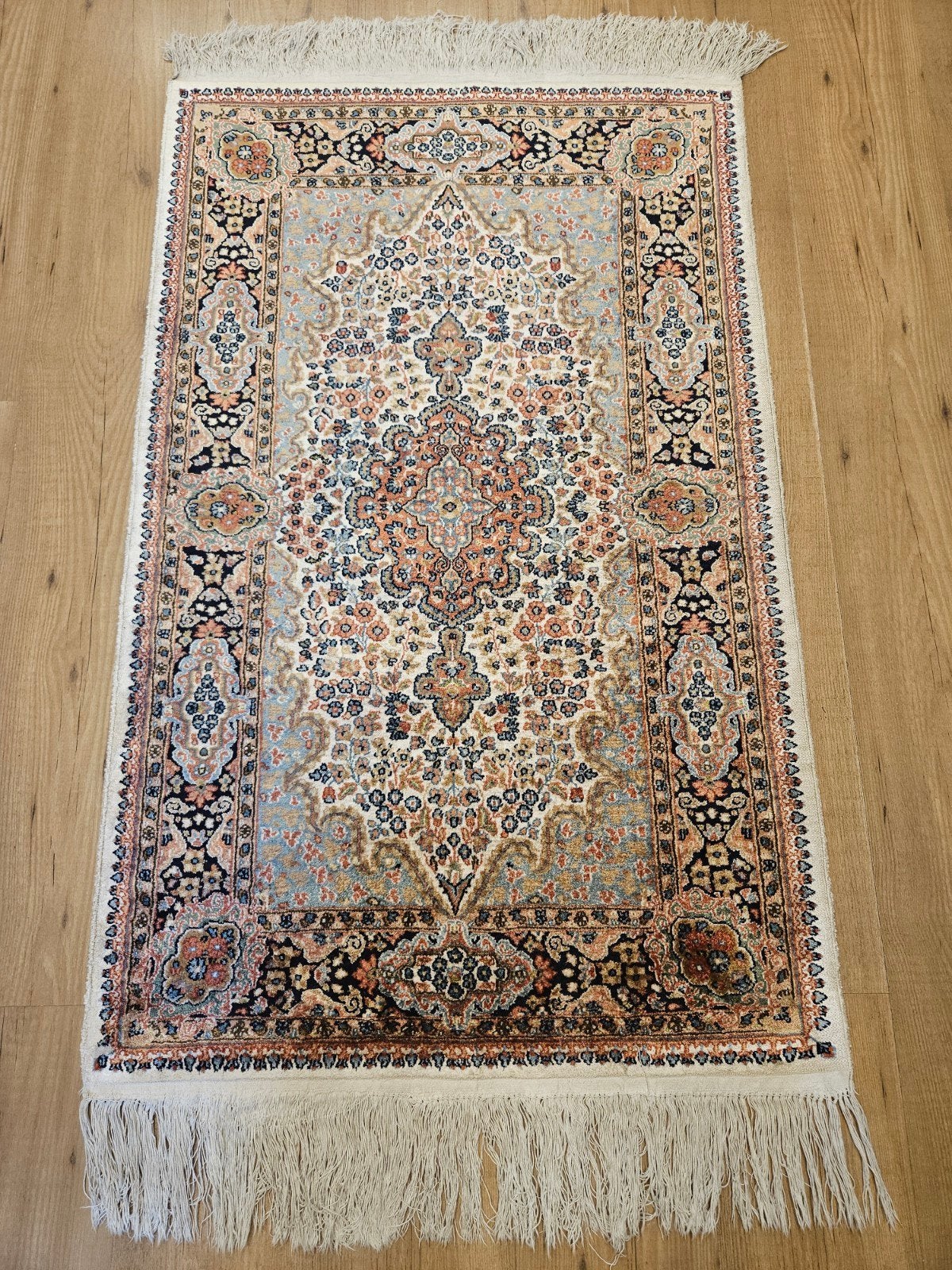 vintage handgeknoopt oosters tapijt kashmir zijde 123x77