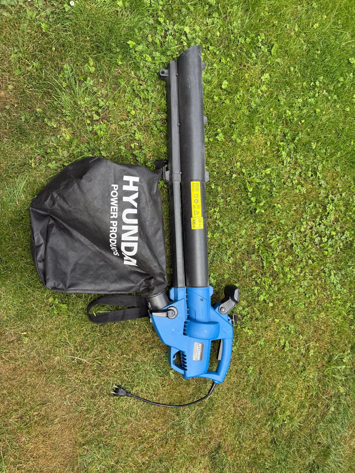 Hyundai Bladblazer/Bladzuiger - Zo goed als nieuw, Tuin en Terras, Ophalen, Handgedragen, Zo goed als nieuw, Met opvangzak