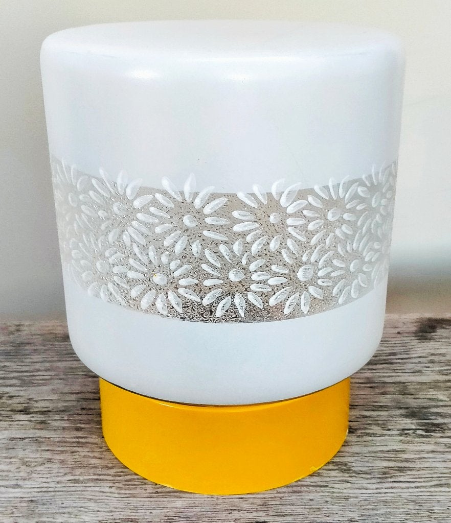 Antiek Gedecoreerde Wit Glazen Lamp Bollamp Plafondlamp, Plafondlamp, E27 (groot), Ophalen of Verzenden, Glas