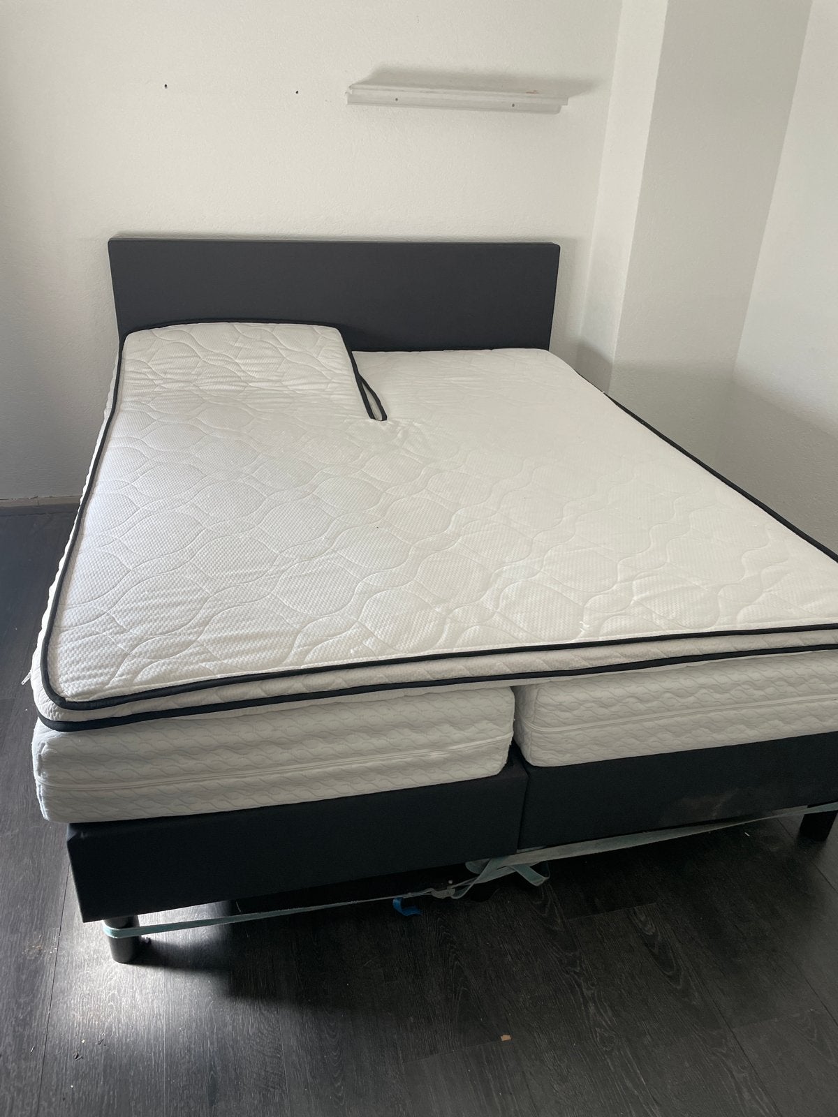Boxspring 160x200 met matrassen (hoezen wasbaar), Ophalen, Gebruikt, Zwart, Tweepersoons