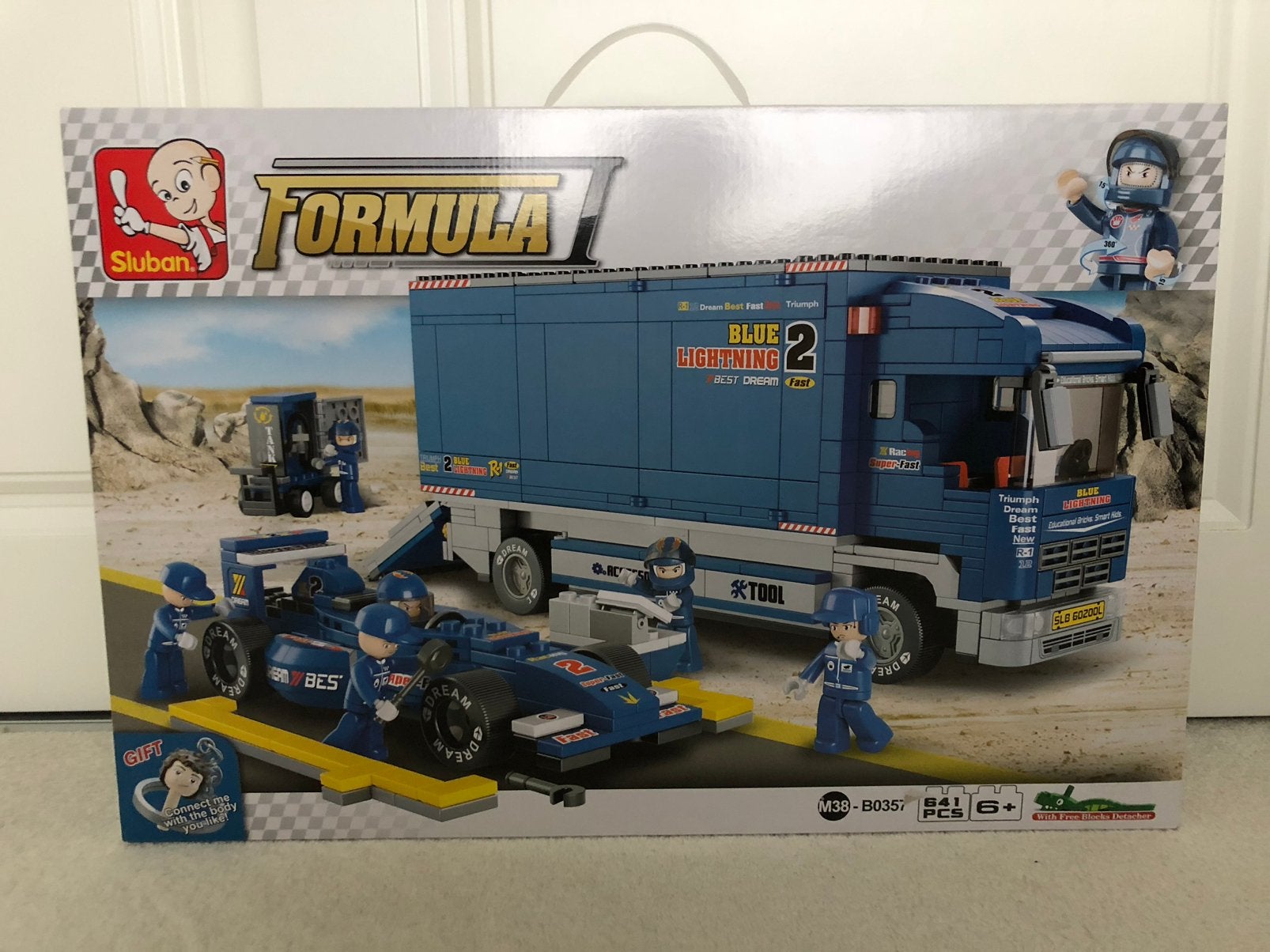 Nieuwe Formule 1 bouwset. Merk Sluban., Kinderen en Baby's, Speelgoed | Duplo en Lego, Compleet, Overige thema's, Nieuw, Ophalen of Verzenden