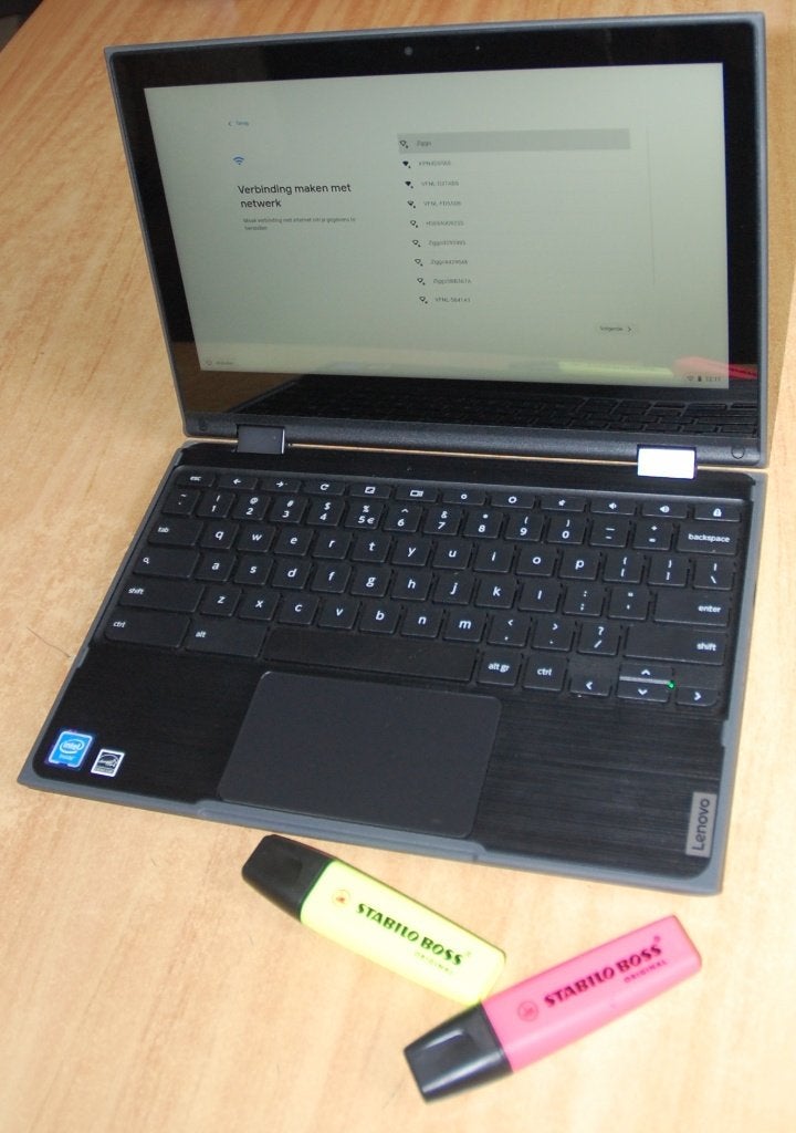 chromebook Lenovo 300e, Qwerty, Touchscreen, Ophalen of Verzenden, 32 GB of minder