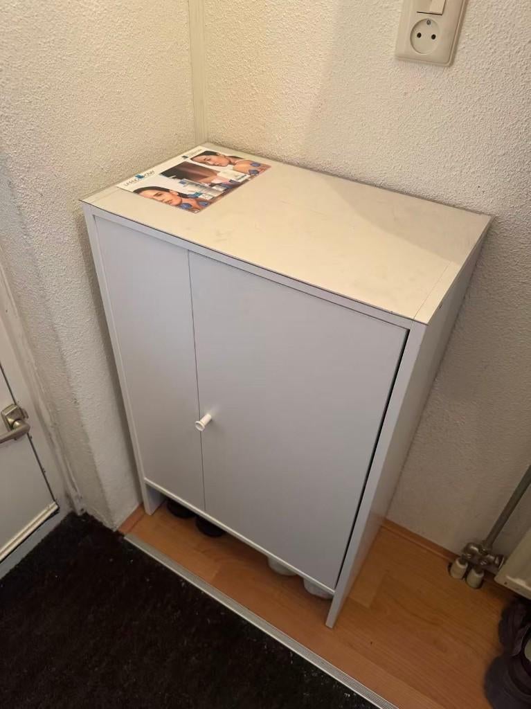 Kast met deur, Ophalen, Zo goed als nieuw, North europe