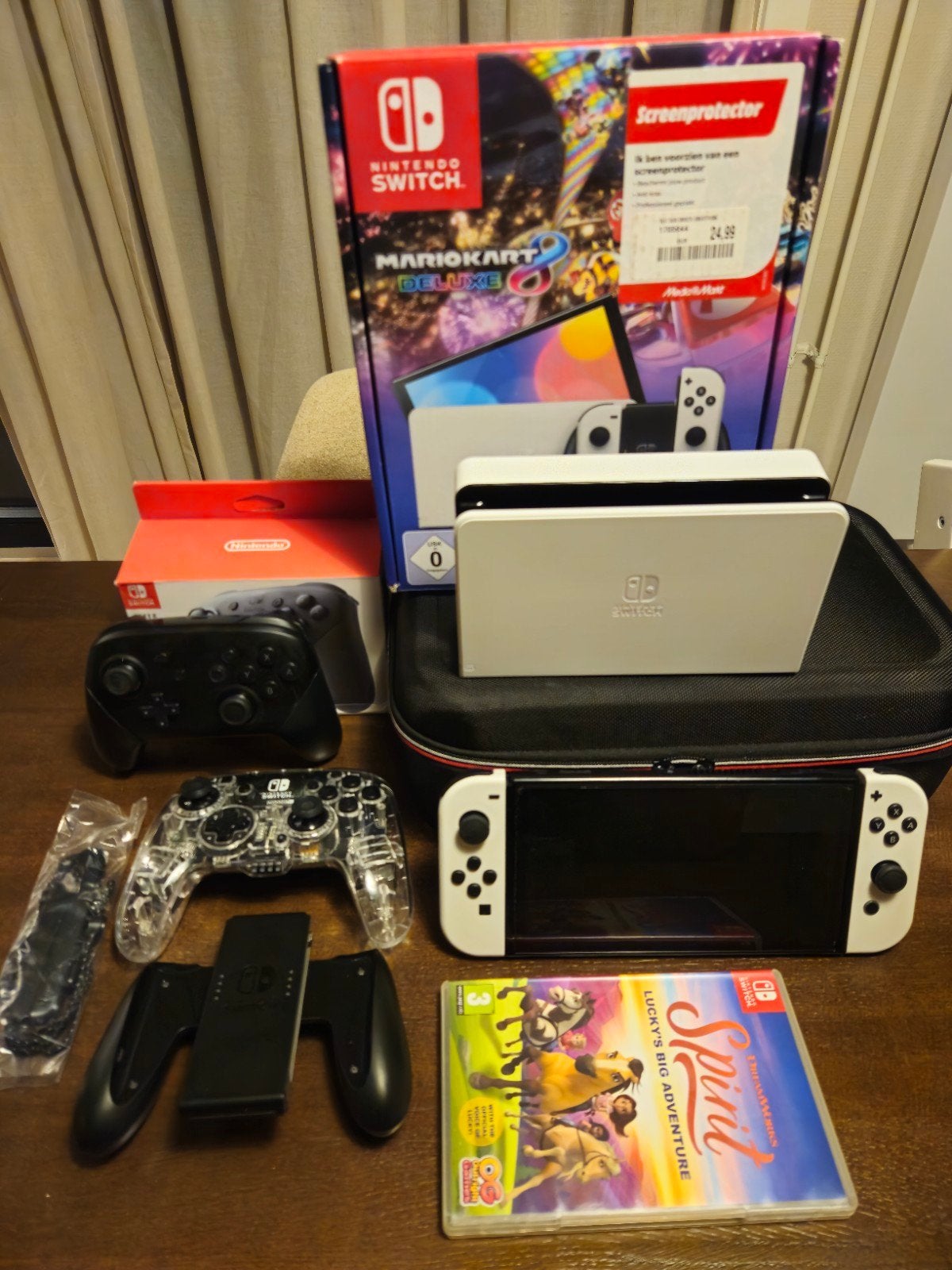 Nintendo Switch OLED compleet pakket