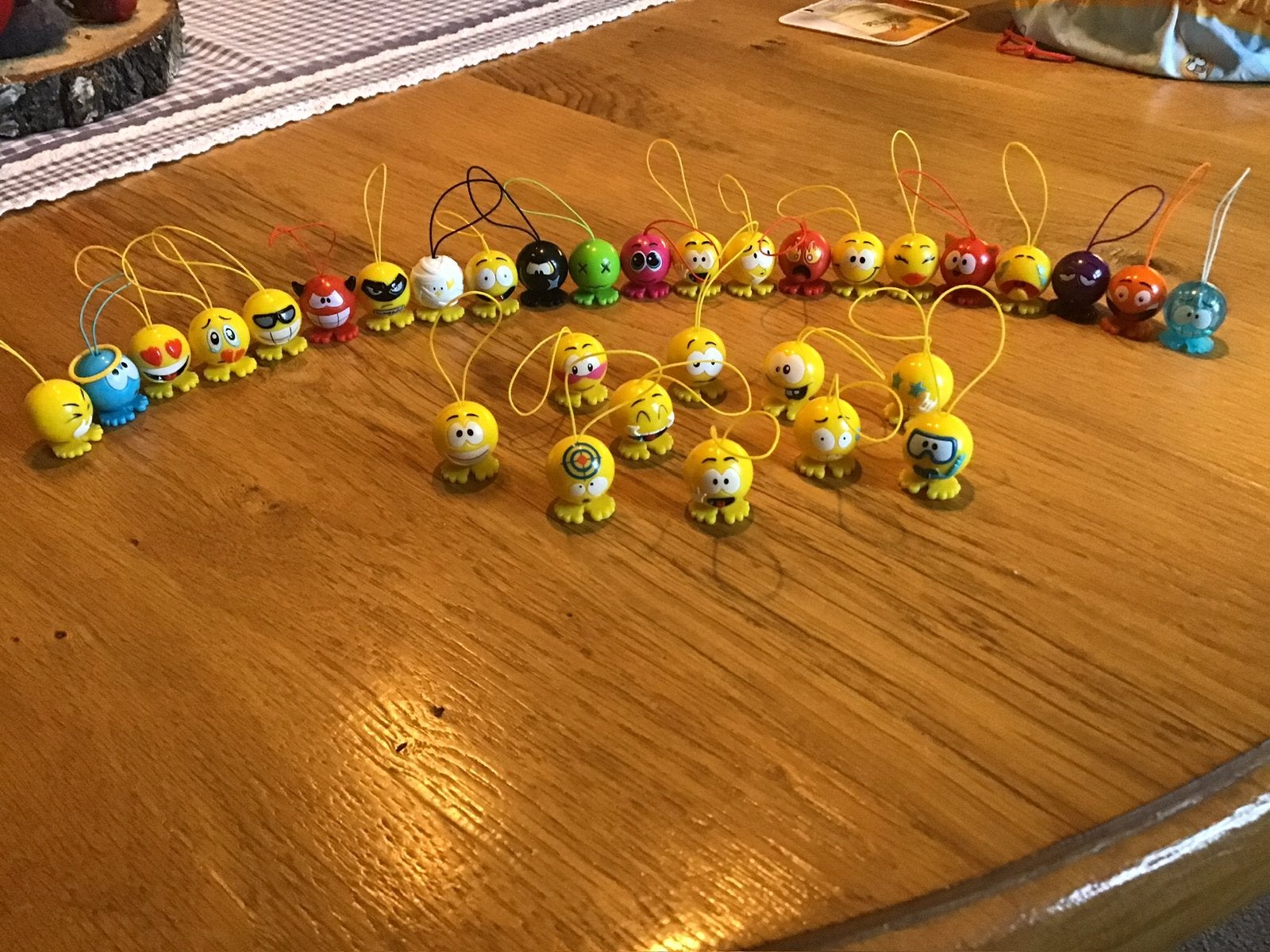 32 Verschillende Smiley’s ( Webbies ) geen 1 is het zelfde., Verzamelen, Super de Boer, Ophalen of Verzenden