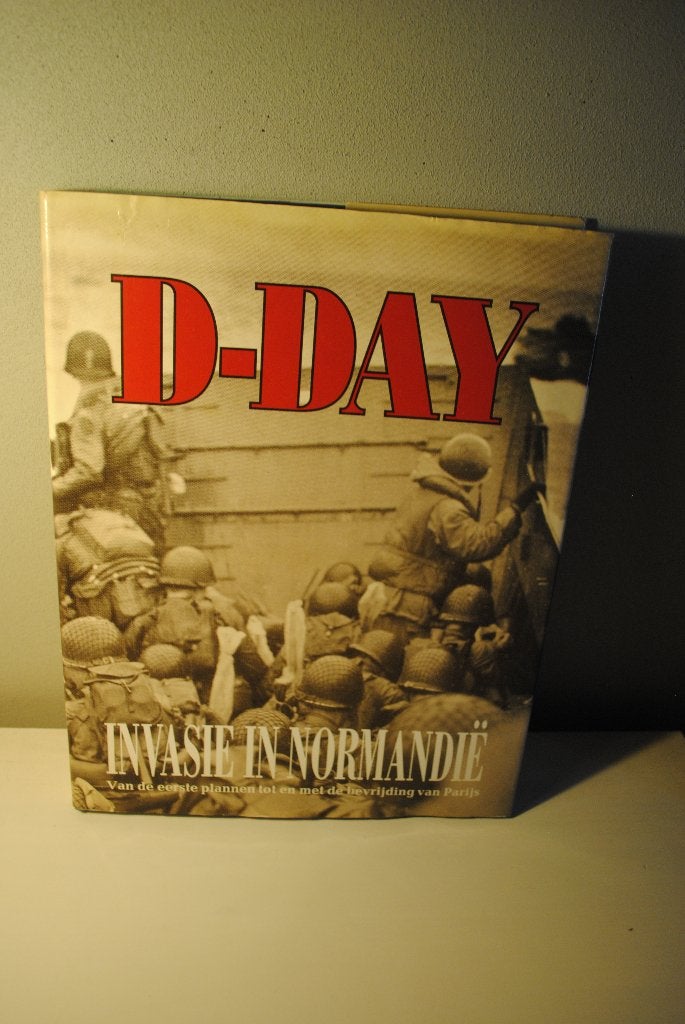 D-Day, Ophalen of Verzenden, Tweede Wereldoorlog, Gelezen, Algemeen