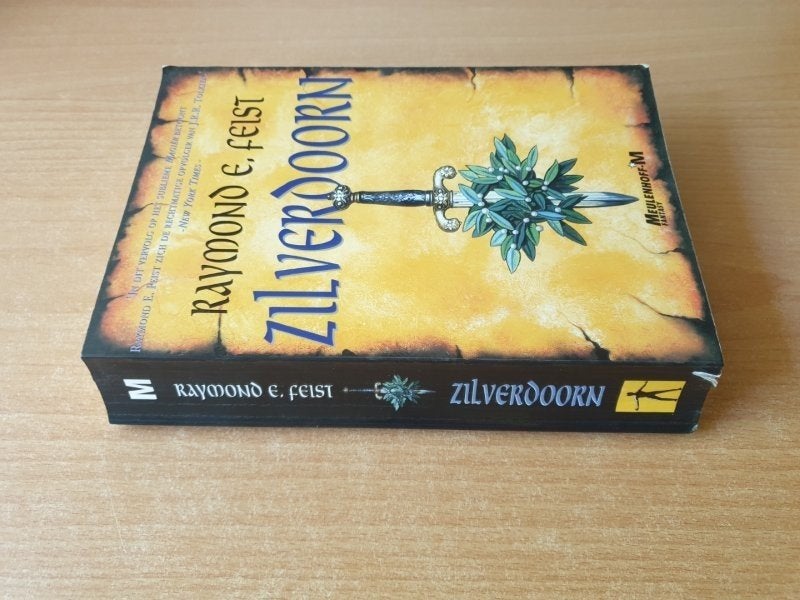 Raymond E. Feist - Zilverdoorn, Boeken, Verzenden, Gelezen, Raymond E. Feist