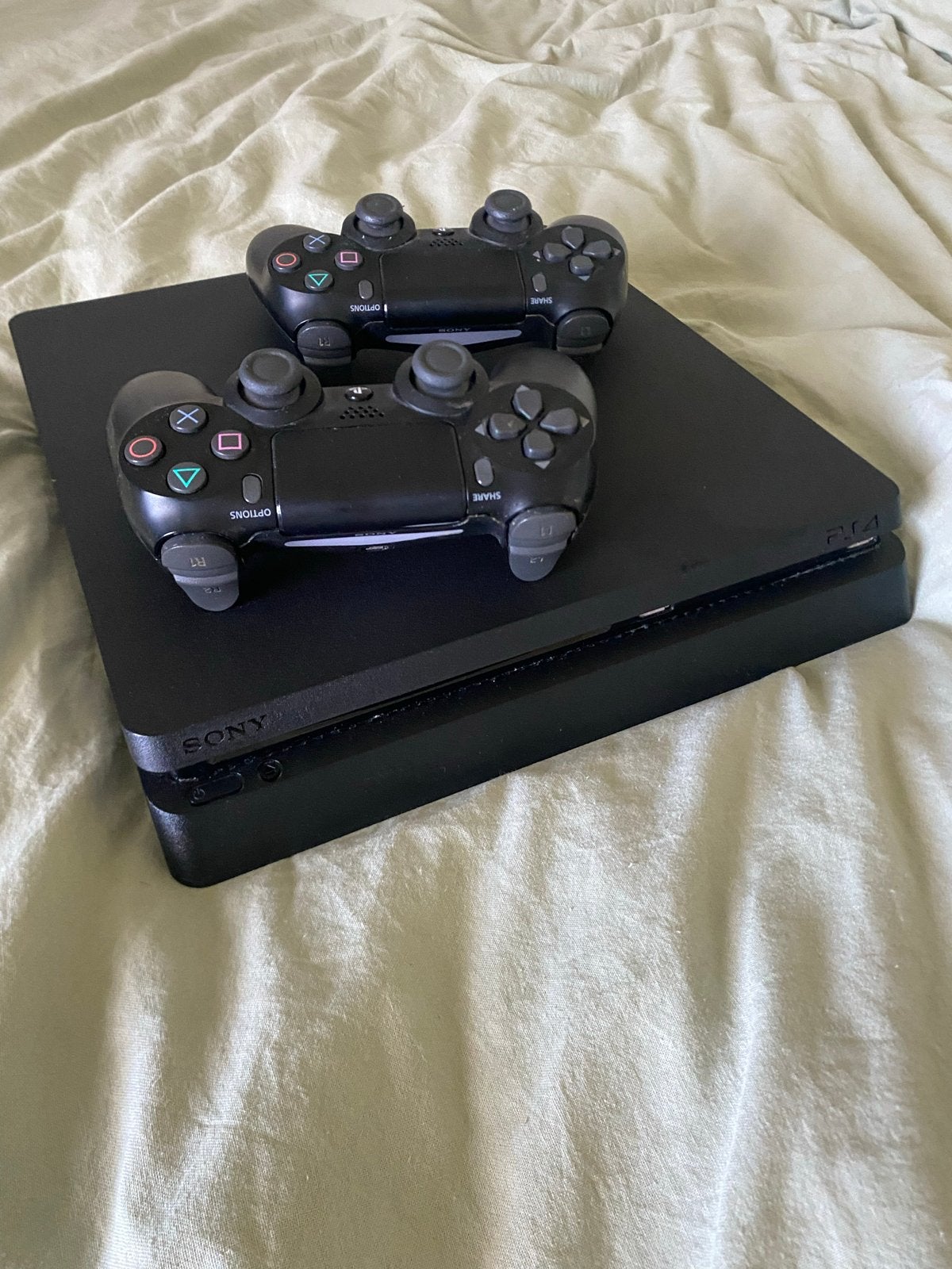 PS4 Slim met 2 controllers en 6 games, Spelcomputers en Games, Spelcomputers | Sony PlayStation 4, Met 2 controllers, Ophalen of Verzenden