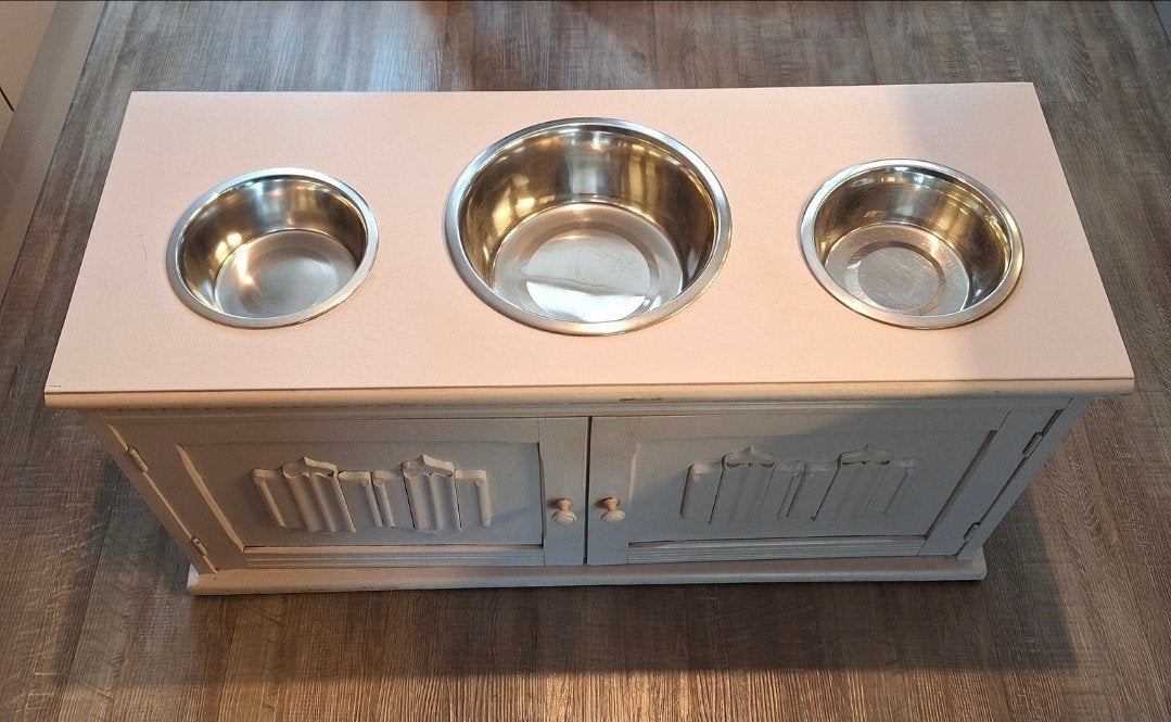 Mooie honden voerbak met opbergruimte en voerbakken, Ophalen of Verzenden